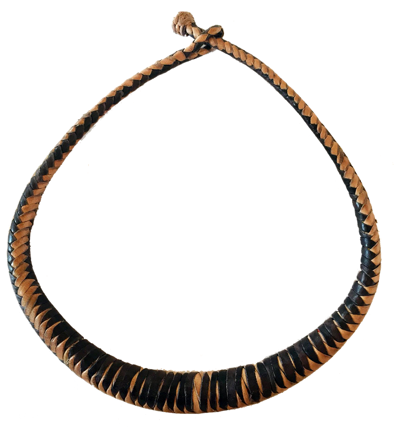 Colar em Pele Natural/ Preto