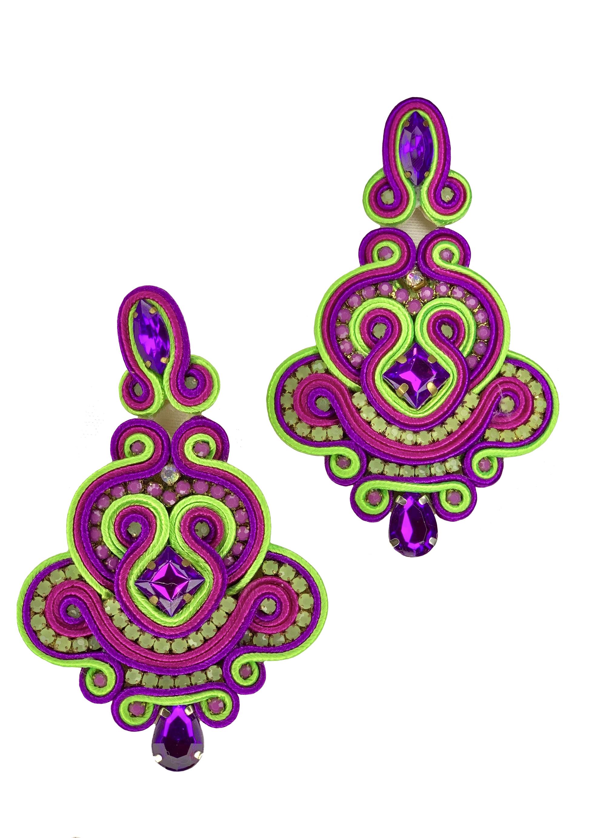 BRINCOS ARETE 18